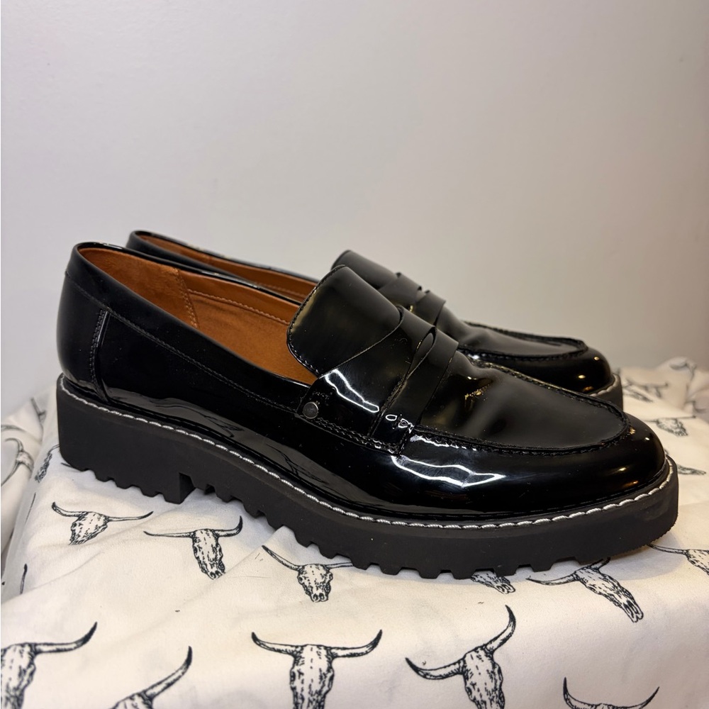Lady Black Loafers
